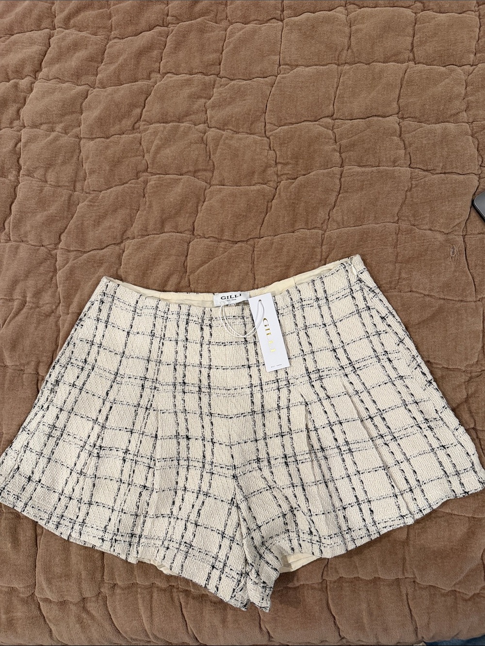 Gilli Cream Plaid Tweed Skort Shorts